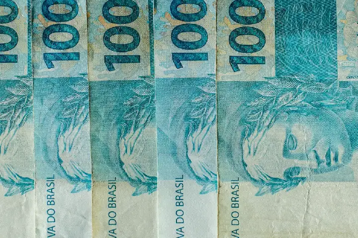 Caixa paga Bolsa Família de julho a beneficiários com NIS de final 4