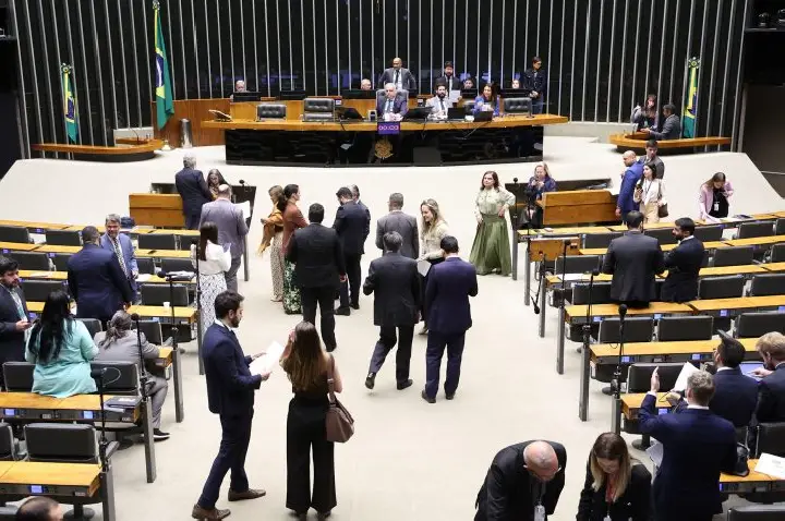 Câmara aprova projeto que torna permanentes os incentivos para a indústria da reciclagem