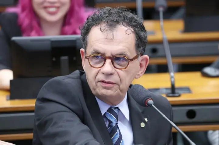 Comissão aprova projeto que reconhece culpa do Estado na Chacina de Acari e prevê pensão a familiares