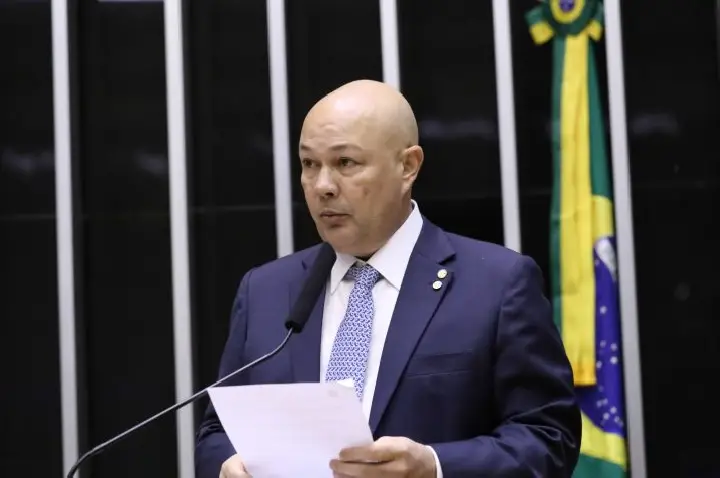 Comissão debate projeto que cria regras para contratos entre fornecedores e distribuidores