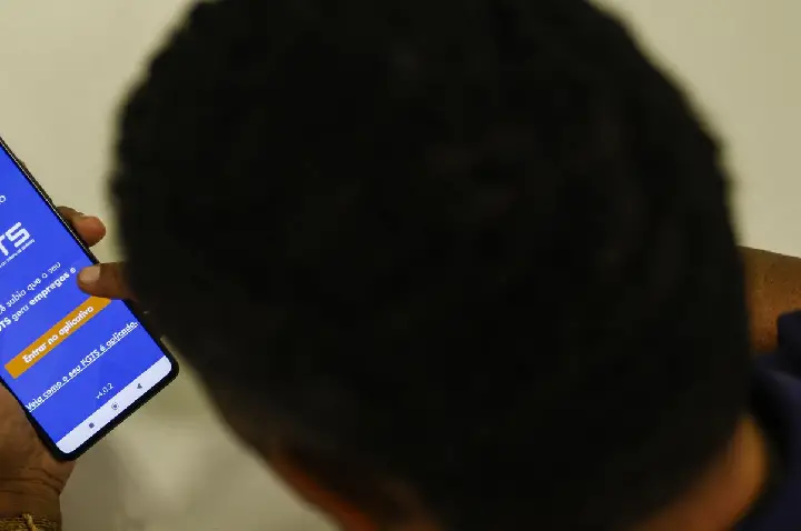 Desenrola 2.0 leva 1,4 milhão ao app do FGTS