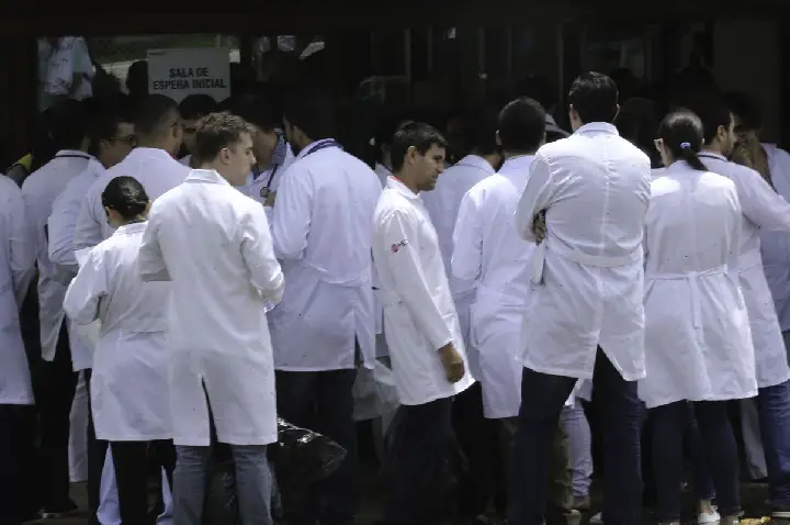 Enare: inscrição para residência médica com pré-requisito segue até 4ª
