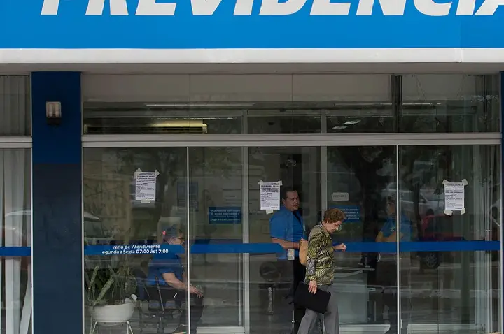 Governo destina R$ 547 milhões para ressarcir beneficiários do INSS