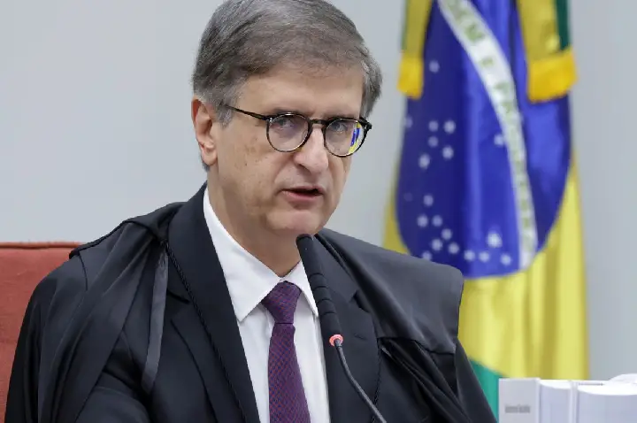 PGR se manifesta contra revisão da condenação de Bolsonaro 