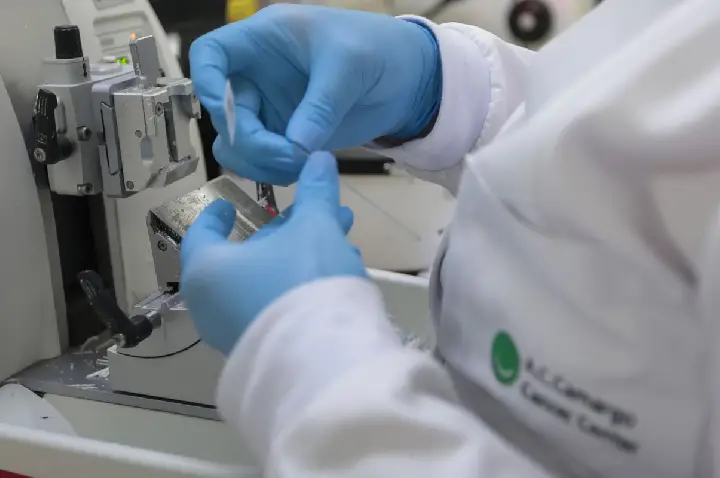 Publicada lei que amplia prevenção e controle do câncer no SUS