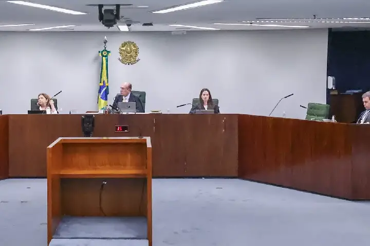 STF começa a julgar hoje se mantém prisão de ex-presidente do BRB