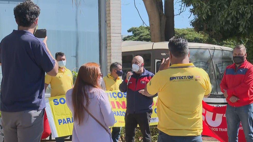 Bancários e funcionários dos Correios terão prioridade em vacinação contra Covid, anuncia Ministério