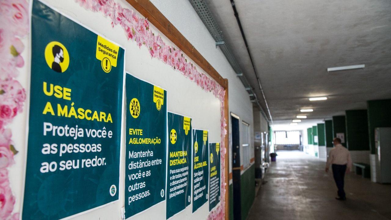 Ceará pretende vacinar todos os professores com 2ª dose contra Covid-19 até agosto