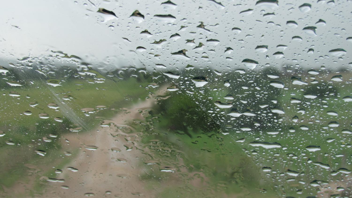 Inmet emite alerta para sete cidades cearenses com 'perigo potencial' de chuva e alagamento