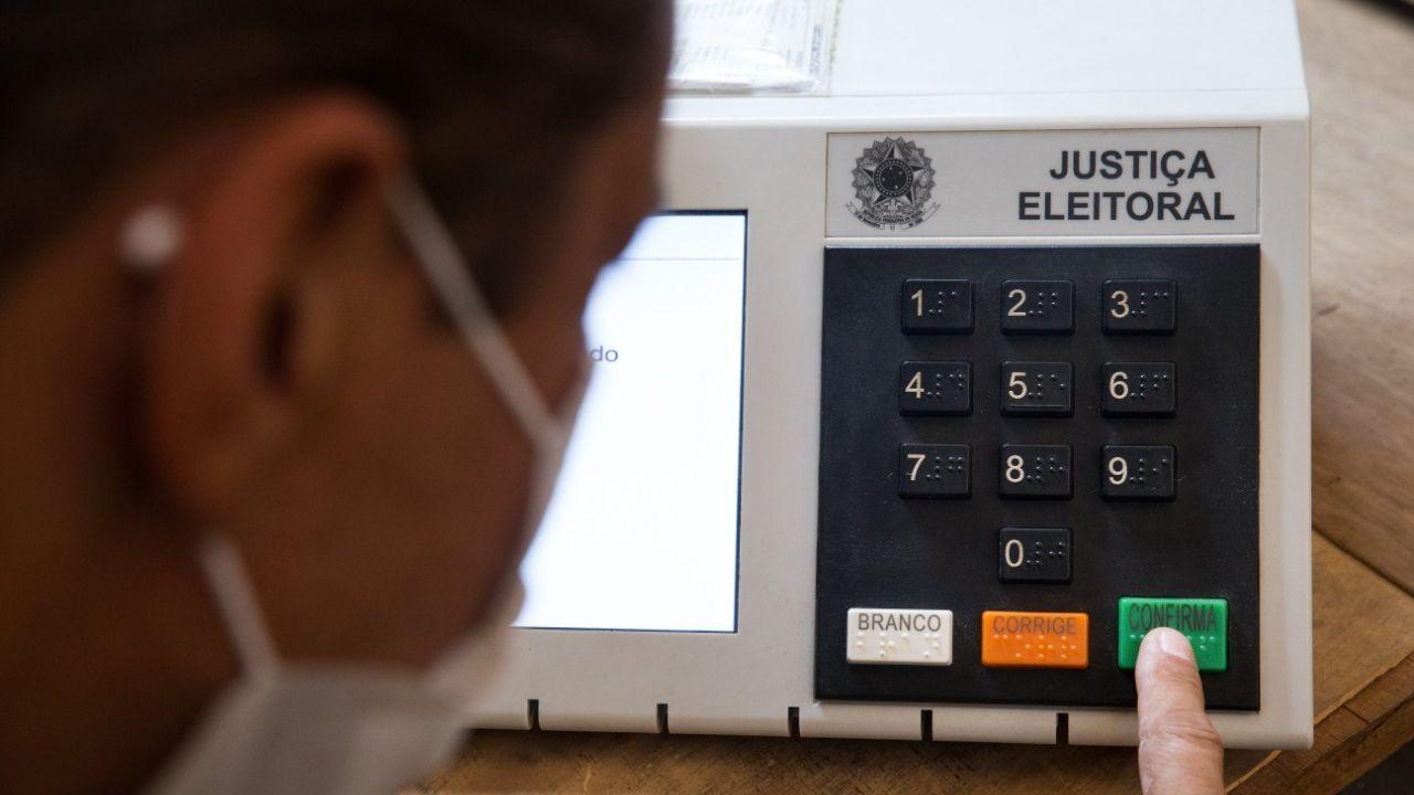 Saiba quem são os candidatos que disputam novas eleições para prefeito no Ceará em agosto