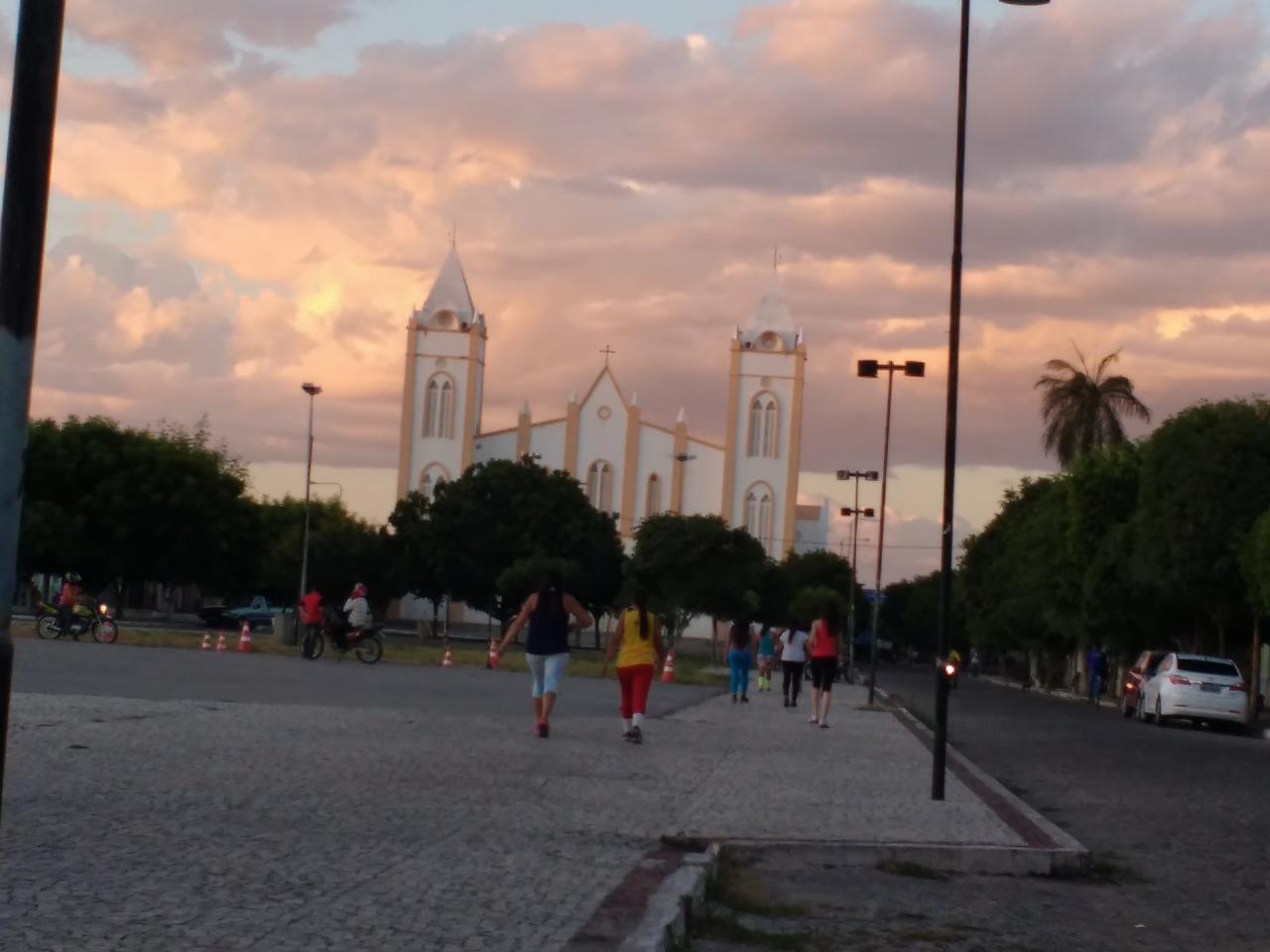 Restaurantes, escolas e mais: veja o que muda a partir de hoje com o novo decreto estadual