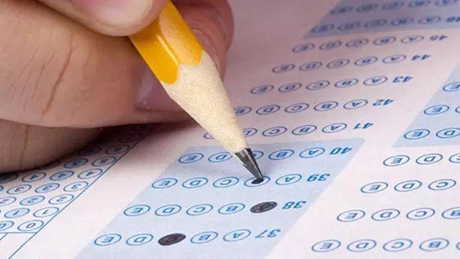 Veja os concursos públicos com vagas abertas no Ceará nesta segunda-feira (29)