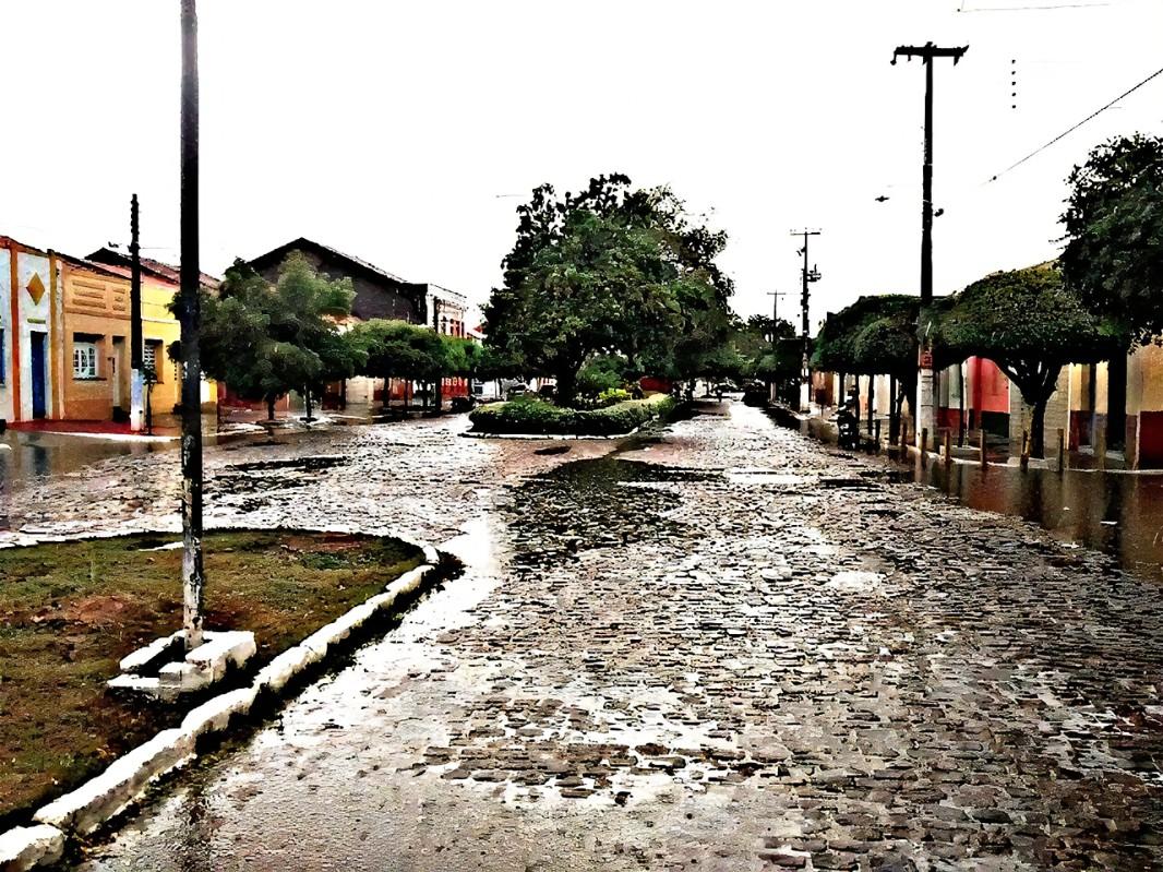 59 municípios cearenses registram chuva neste domingo (26), aponta Funceme
