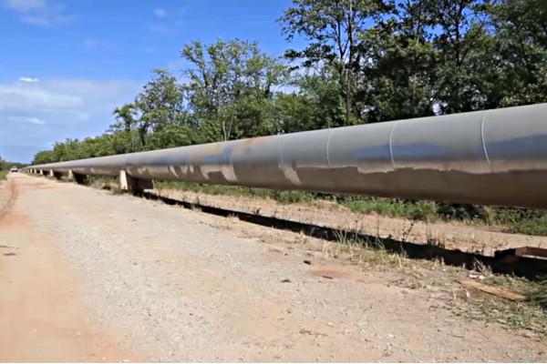 Ordem de serviço é assinada para a construção de adutora e estação de tratamento de água para Distrito de São Vicente em Icó