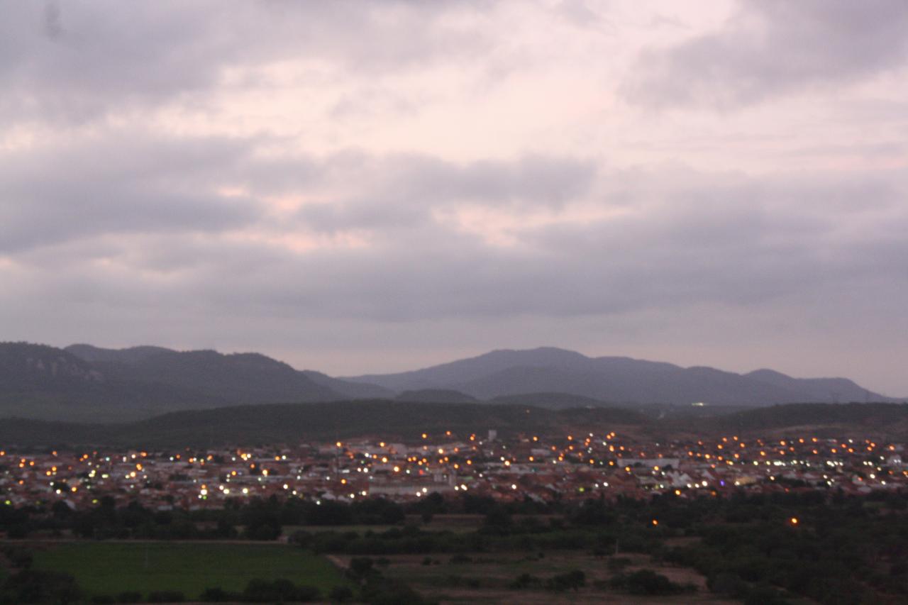 Quase 80% das cidades cearenses estão sob risco de chuvas e ventos fortes, Icó está inclusa no alerta com grau 1 de severidade