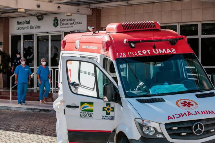 Ceará apresenta queda de casos e sai do período crítico da 4ª onda de Covid-19