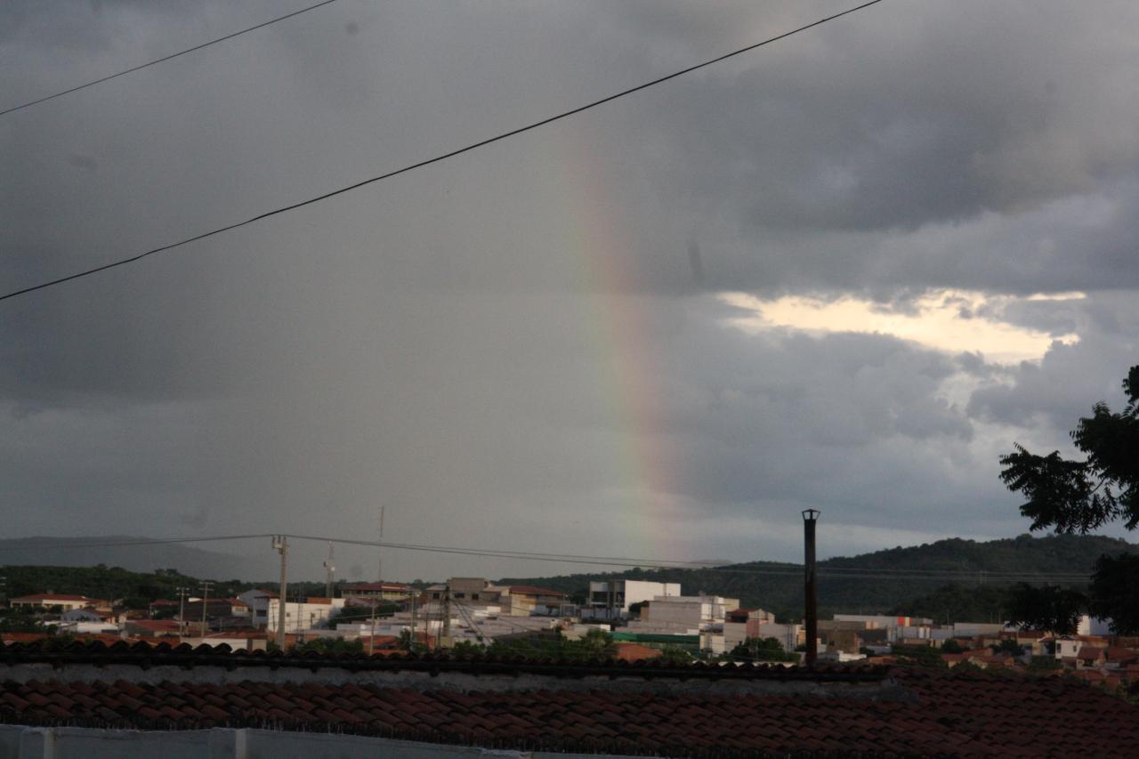 Ceará deve começar semana com chuva em todas as regiões, diz Funceme; veja previsão do tempo