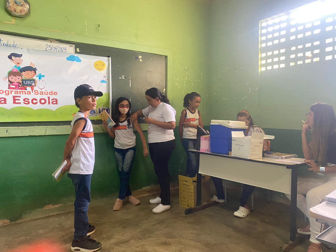 Programa Saúde na Escola realiza semana de ações de vacinação em Icó