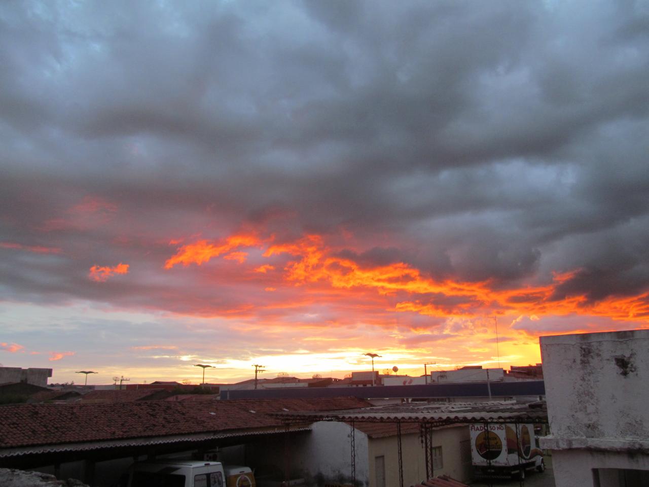 Todas as cidades do CE têm aviso de chuvas intensas e 62 estão em 'perigo'; veja lista