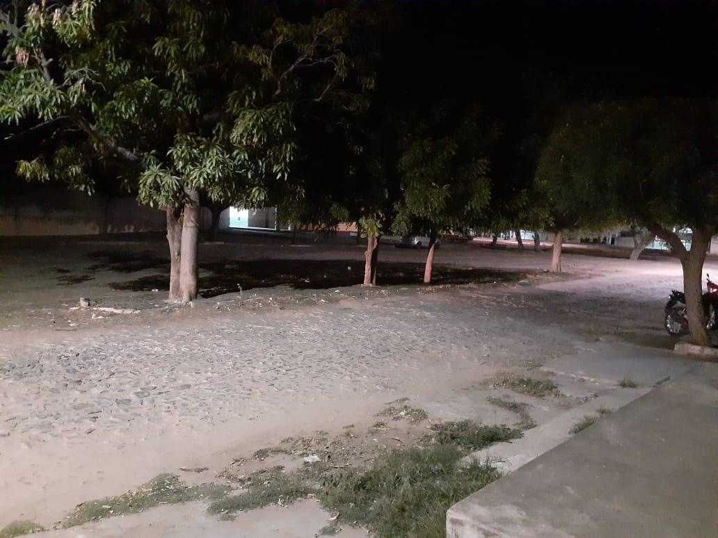 Iluminação Restaurada: Moradores da rua Francisco Caetano Dantas em Icó celebram atendimento às reivindicações