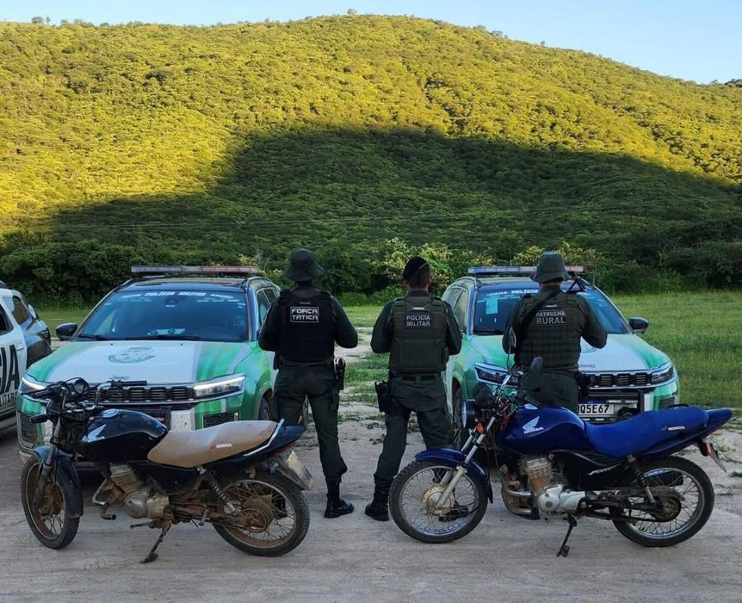 Assalto com reféns é registrado na zona rural de Icó; suspeitos trocam tiros com a polícia e fogem pela mata