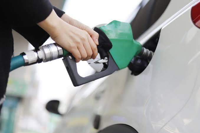 MPF aciona Justiça para suspender aumento do etanol na gasolina após alertas sobre riscos em motores