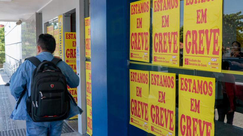 Greve no Banco do Brasil e na Caixa Econômica paralisa atendimentos nesta quinta-feira